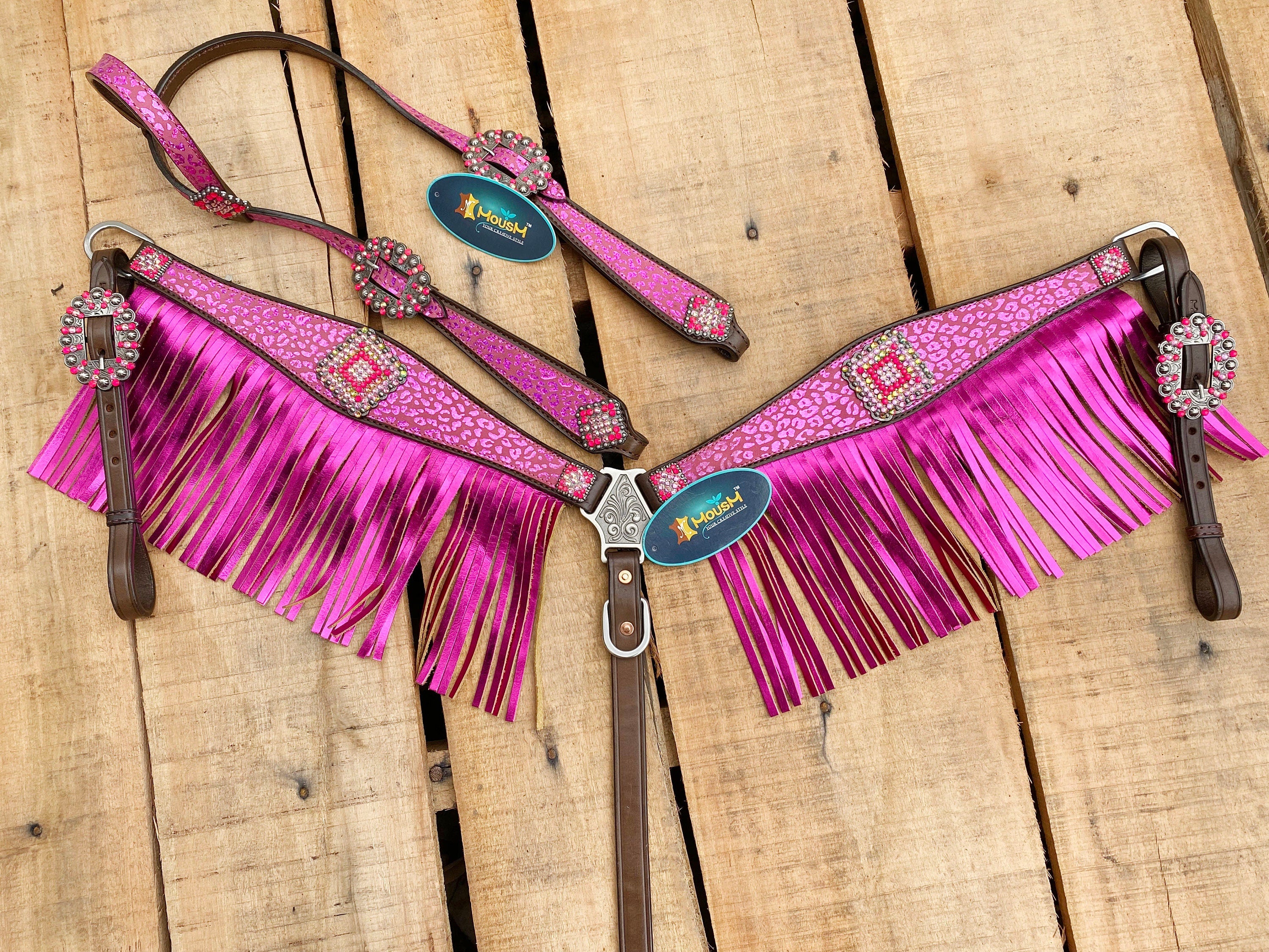 MOUSM Valentine Day Western Argentina Cow Leather Headstall and Breast Collar Set - Decorated with Pink Leopard Print with Red Rhinestones &amp; Fringe