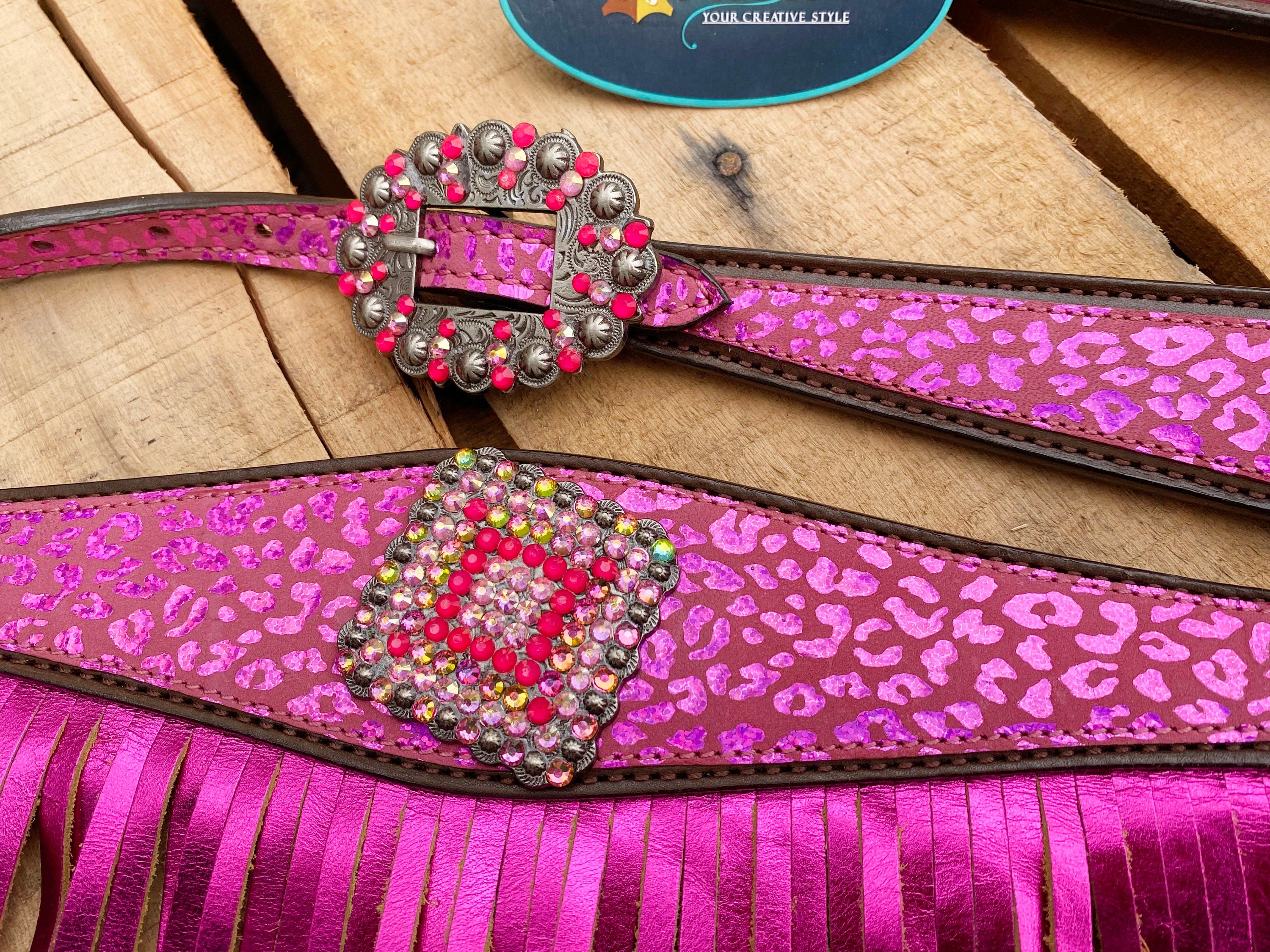MOUSM Valentine Day Western Argentina Cow Leather Headstall and Breast Collar Set - Decorated with Pink Leopard Print with Red Rhinestones &amp; Fringe