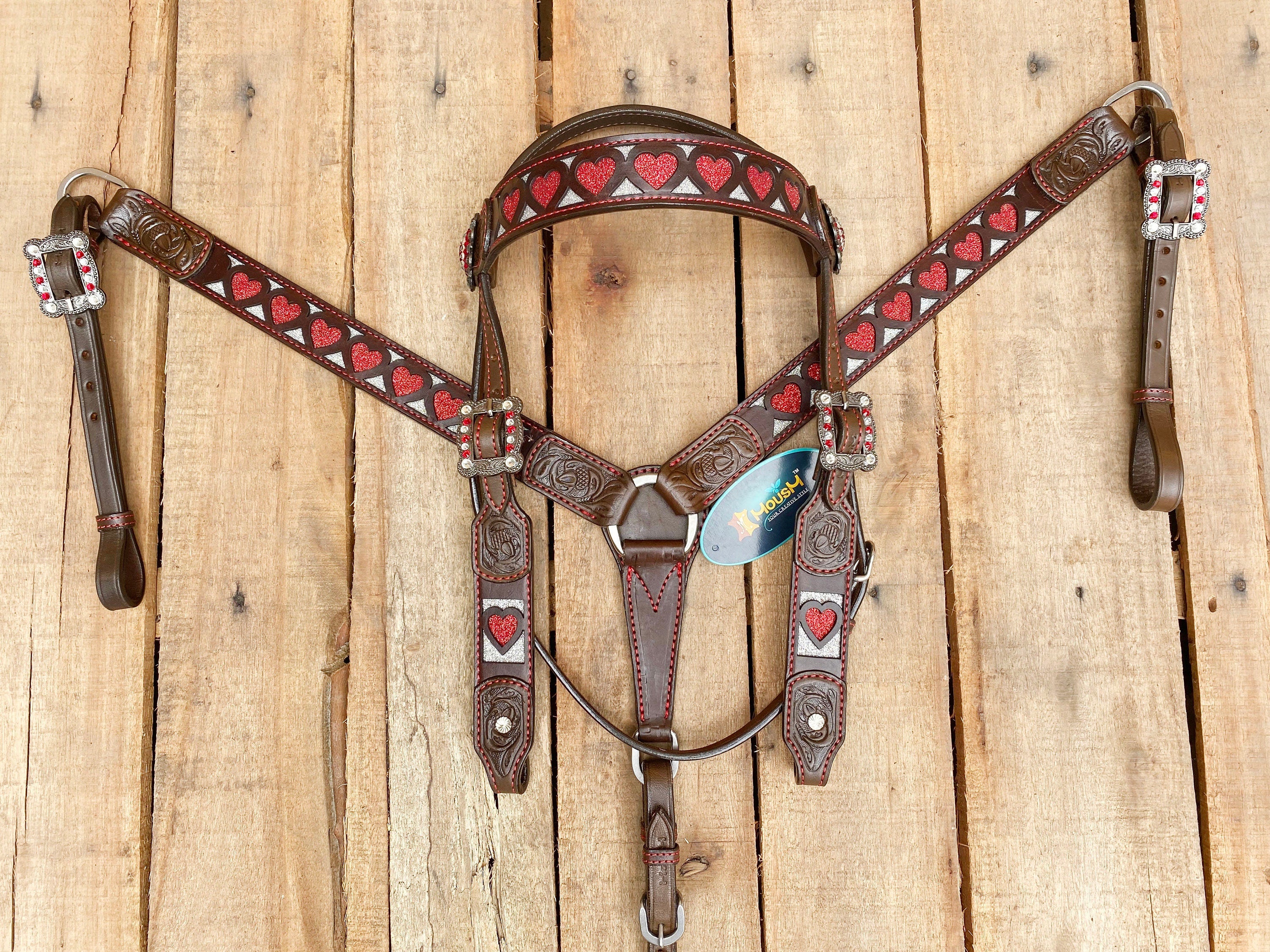 MOUSM Valentine Day Western Leather Headstall and Breast Collar Set – Red Heart Shapes with Engraved Ends with Rhinestones