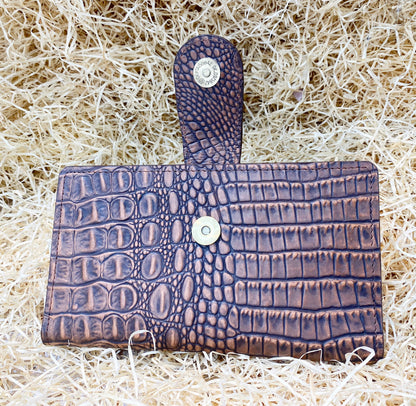 ladies clutch bag with light brown alligator print. Pure cow western leather clutch handbag by Mousm