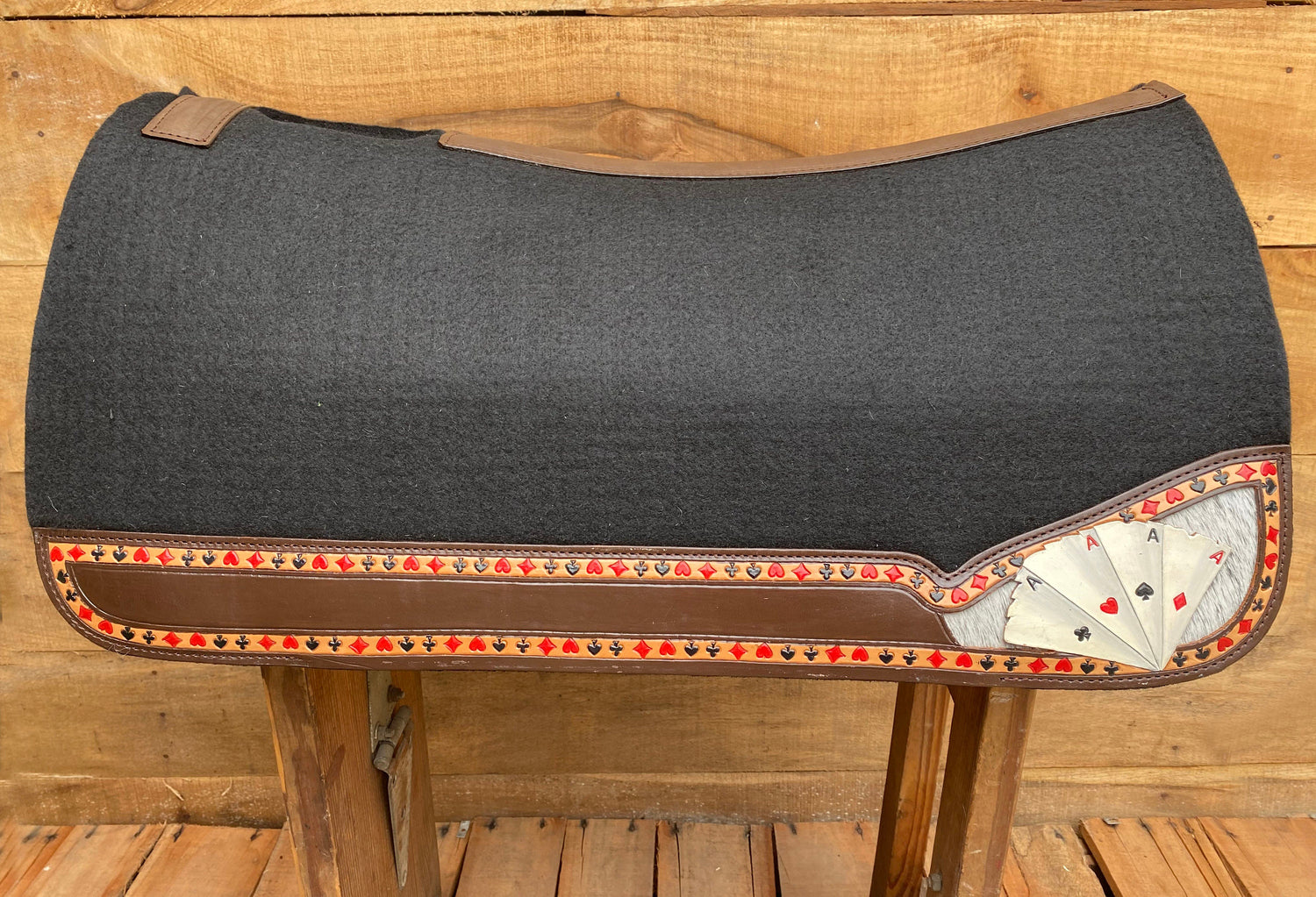 Saddle Pad for horses Western saddle pad reinforced spine hand painted Playing cards on decent brown leather inlay at the bottom of the pad