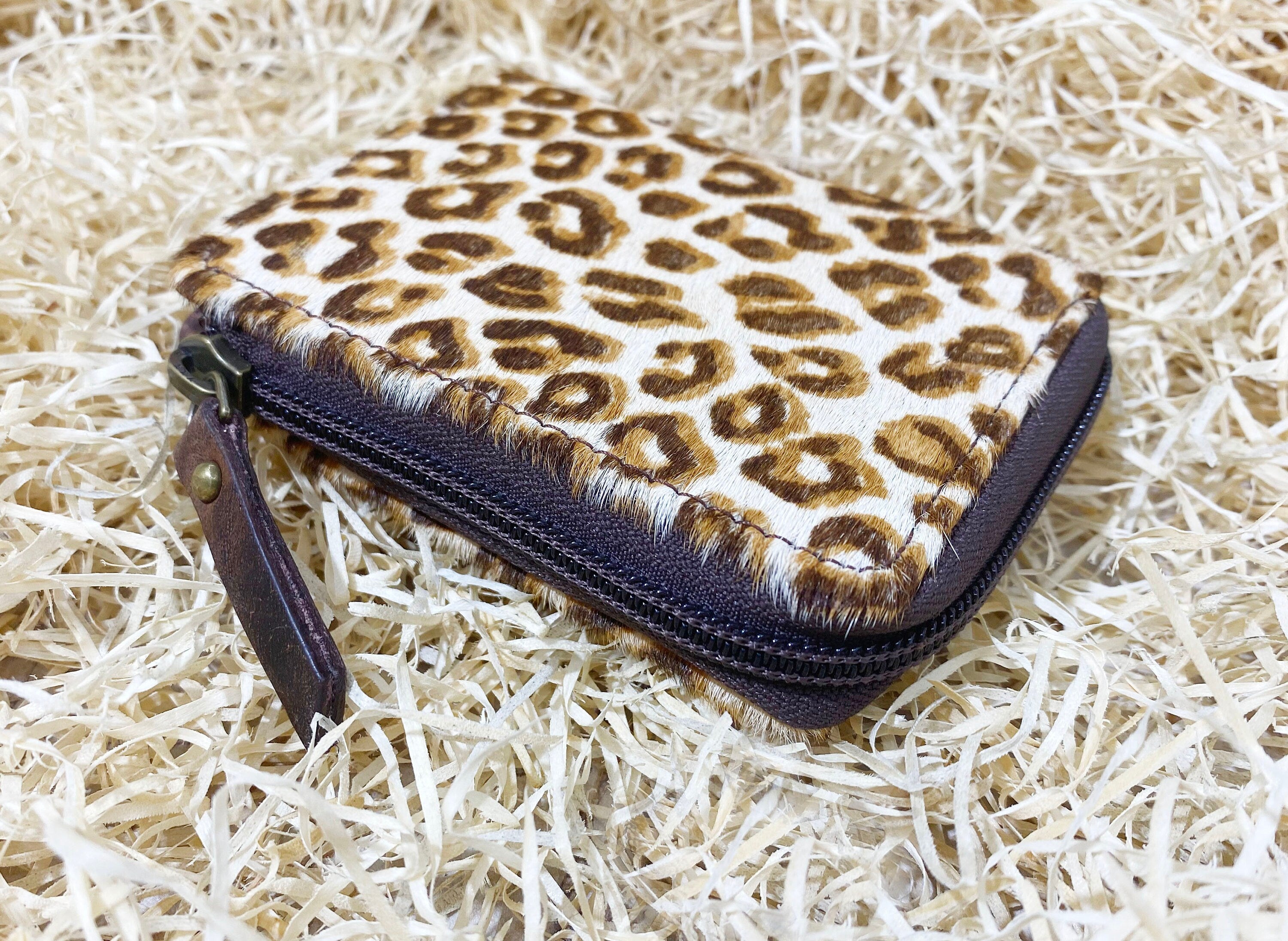 Wallet Western Mens Leather Wallet for Men cowhide Leoper print wallet Full zipper closer wallet by Mousm
