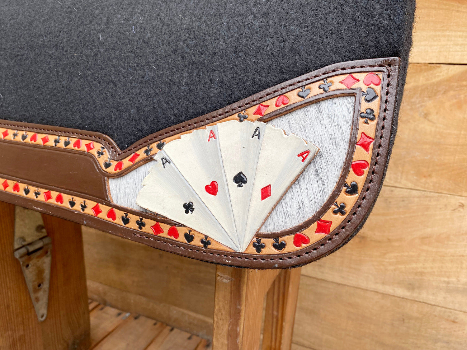 Saddle Pad for horses Western saddle pad reinforced spine hand painted Playing cards on decent brown leather inlay at the bottom of the pad