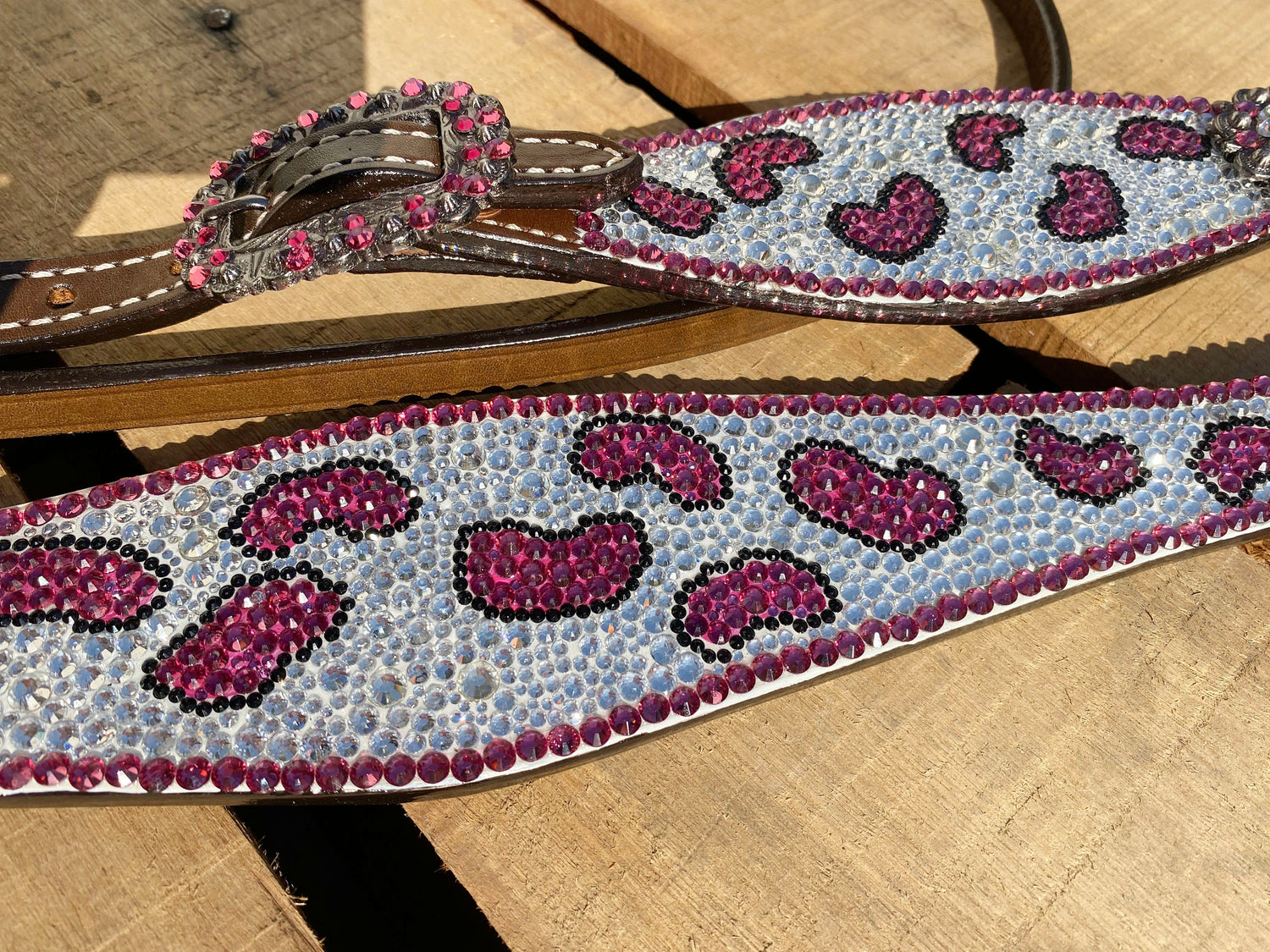 MOUSM Valentine Day Western Horse Tack Set - Decorated with Pink Silver Stones for Stunning Look and Feel