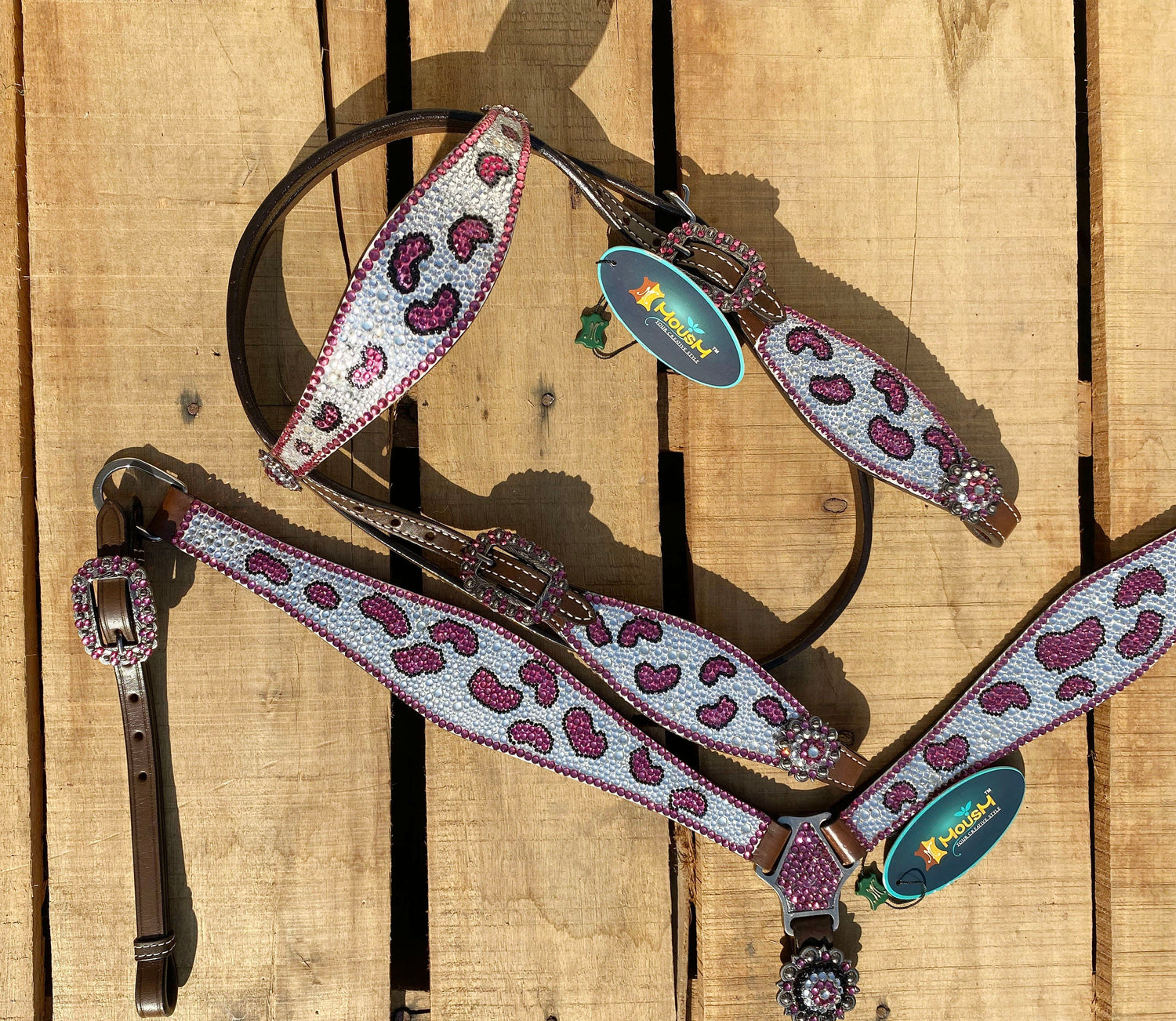 MOUSM Valentine Day Western Horse Tack Set - Decorated with Pink Silver Stones for Stunning Look and Feel