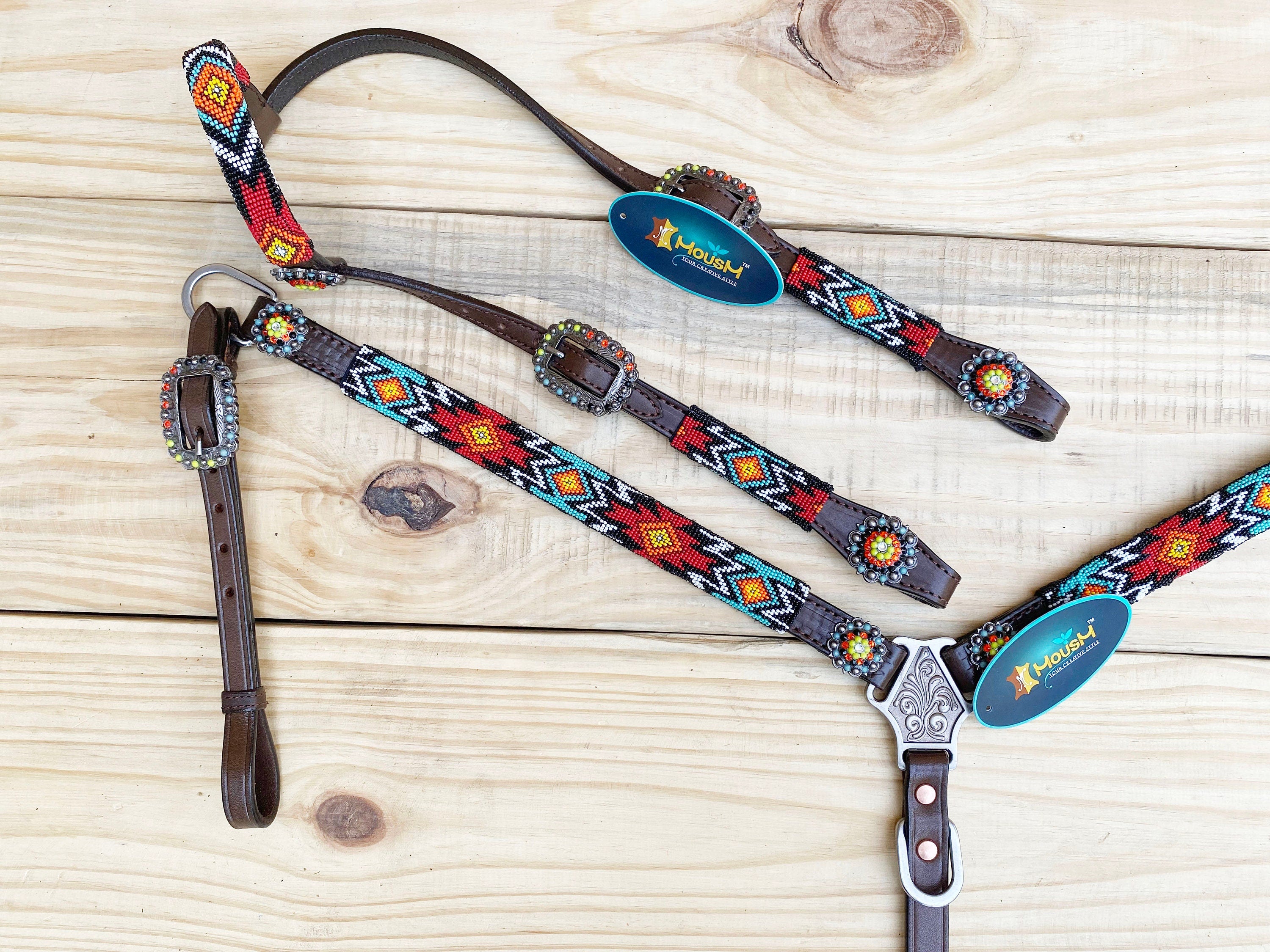 Leather Headstall and Breast Collar with Wither Strap Western Leather Tack Set for the horse with turquoise red Beaded inlay and Concho