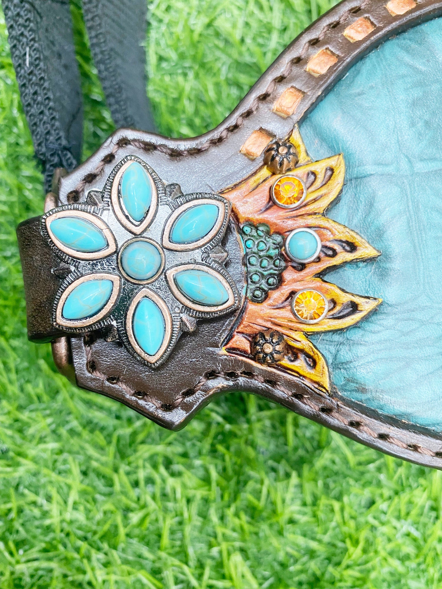 Genuine Argentina Cow leather Bronc Halter for Horses, Decorated with sun flower carving copper raw hide bread with turquoish flower concho