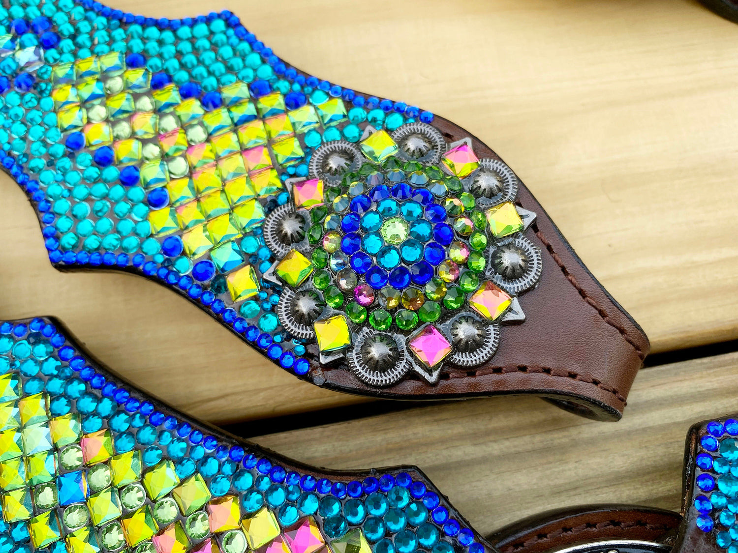 MOUSM Argentina Cow Leather Western Bridle and Breast Collar Set - Decorated with Blue, Turquoise, Green Yellow and Pink rhinestones flower concho