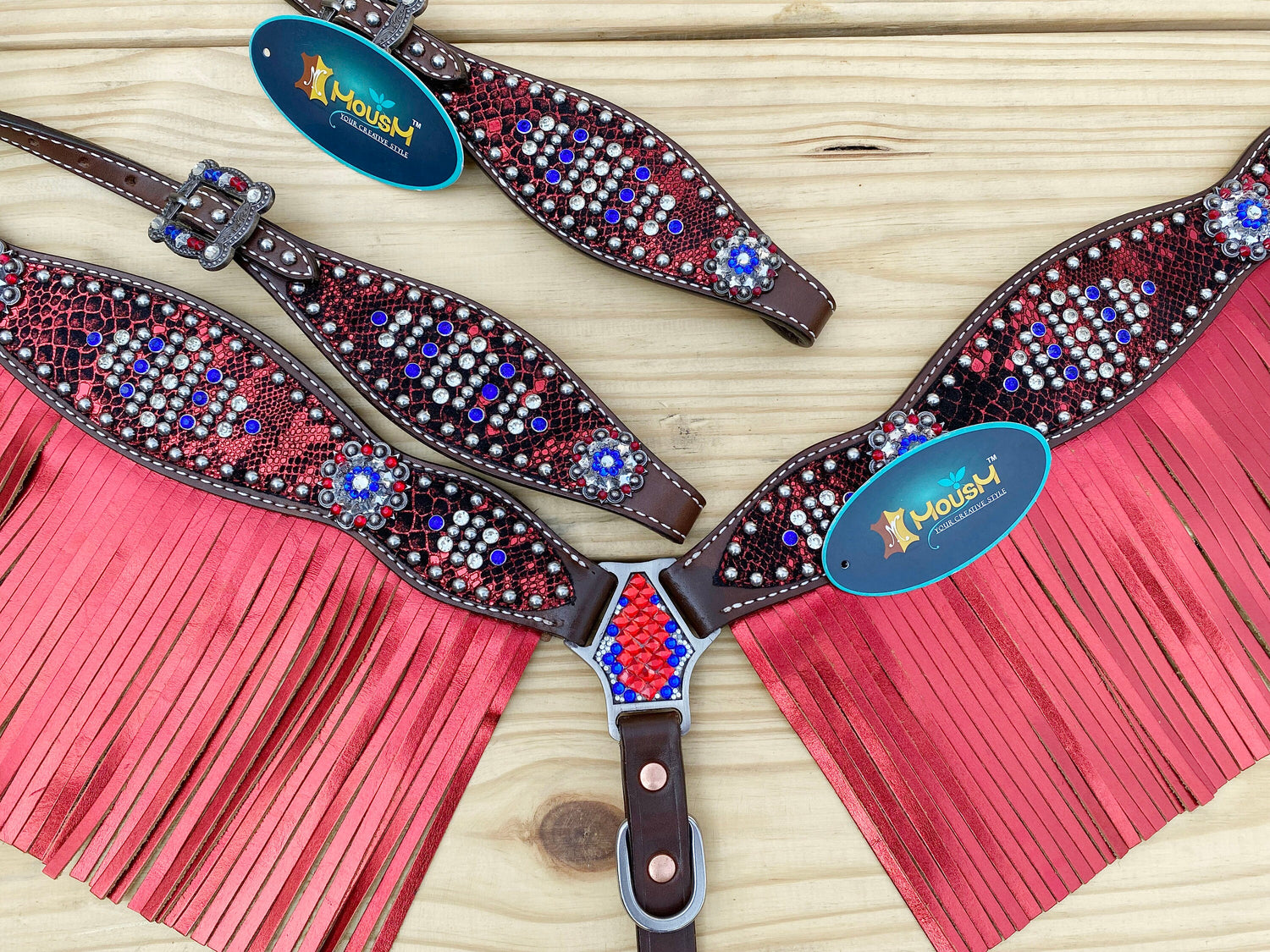 MOUSM 4th July Western Headstall &amp; Breast Collar Set – Made from Genuine Argentina Cow Leather, Independence Day Western Horse Tack Set Patriotic USA Flag Design with Red Fringe and Sparkling Conchos