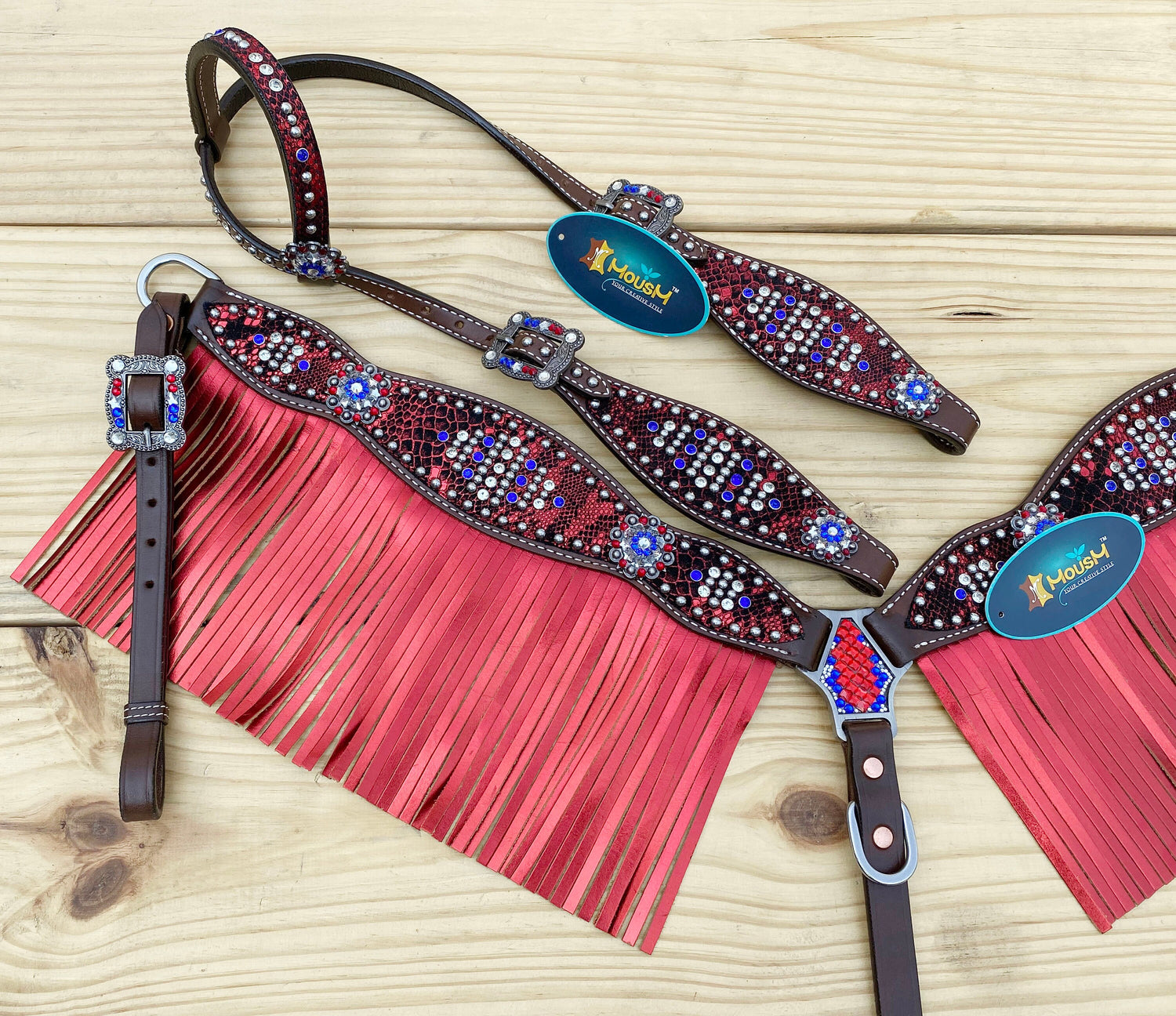 MOUSM 4th July Western Headstall &amp; Breast Collar Set – Made from Genuine Argentina Cow Leather, Independence Day Western Horse Tack Set Patriotic USA Flag Design with Red Fringe and Sparkling Conchos