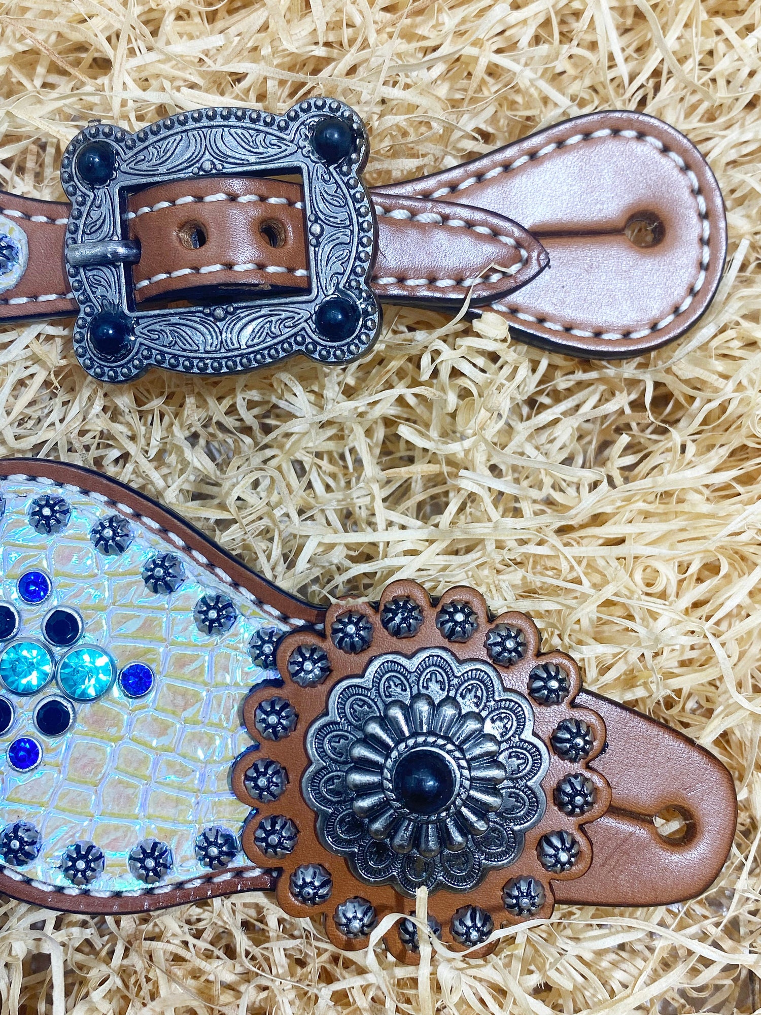 Spurs Leather Ladies Spur strap decorated with holographic snack print and hand carving stone beads concho