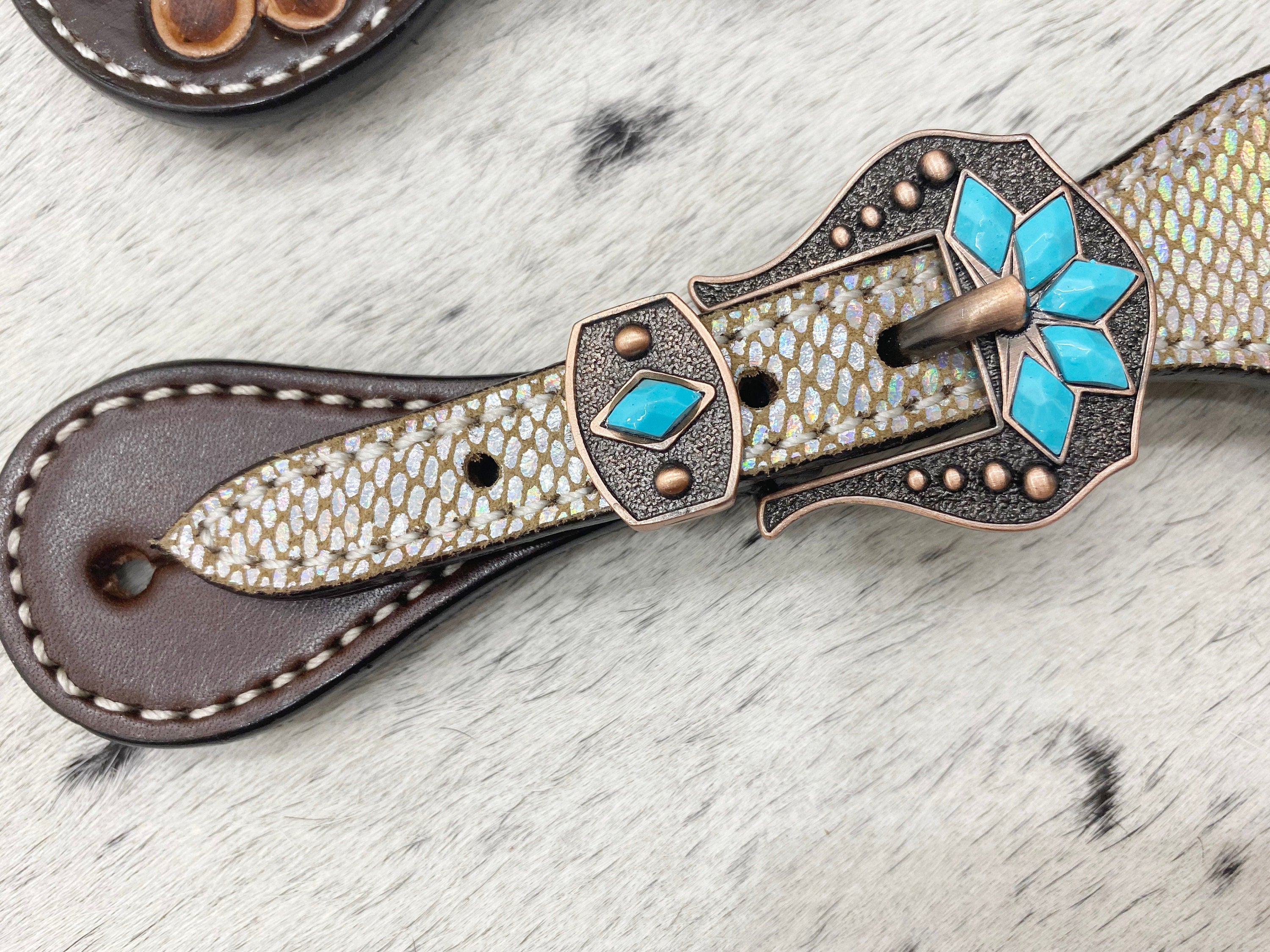 Spurs strap Leather Ladies Spur strap decorated with holographic snake look and engraved flower with turquoise decorative inlay by Mousm