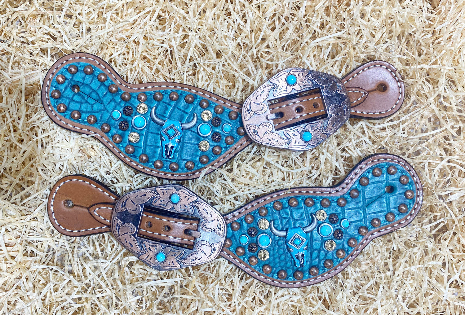 MOUSM Western Spur Straps – Argentina Cow Leather Ladies Spurs Strap Decorated with 3D Bullhead and Beads on Alligator-Patterned Leather, Antique Nickel Buckles
