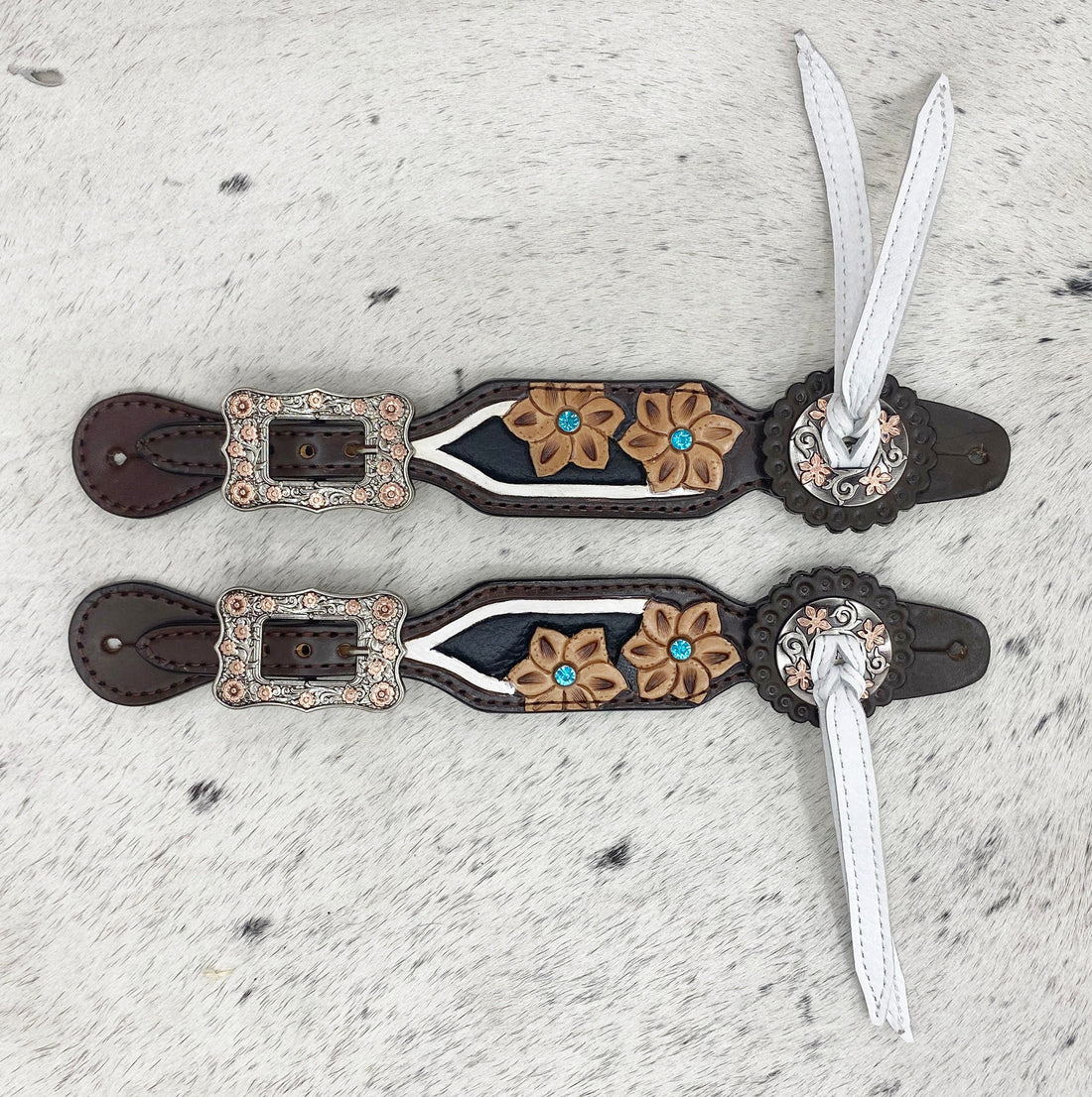 MOUSM Western Spur Straps – Argentina Cow Leather Ladies Spur Straps Decorated with Engraved Floral Design, Turquoise Stone, White Leather Fringe &amp; Antique Nickel Hardware
