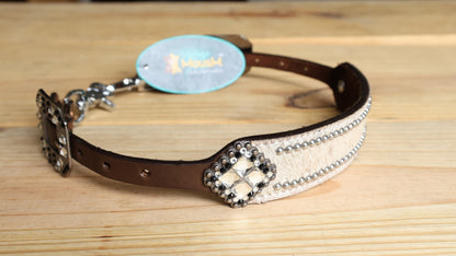 leather Wither Strap for horse. Wither Strap decorated with royal white metallic acid wash cowhide look by MOUSM
