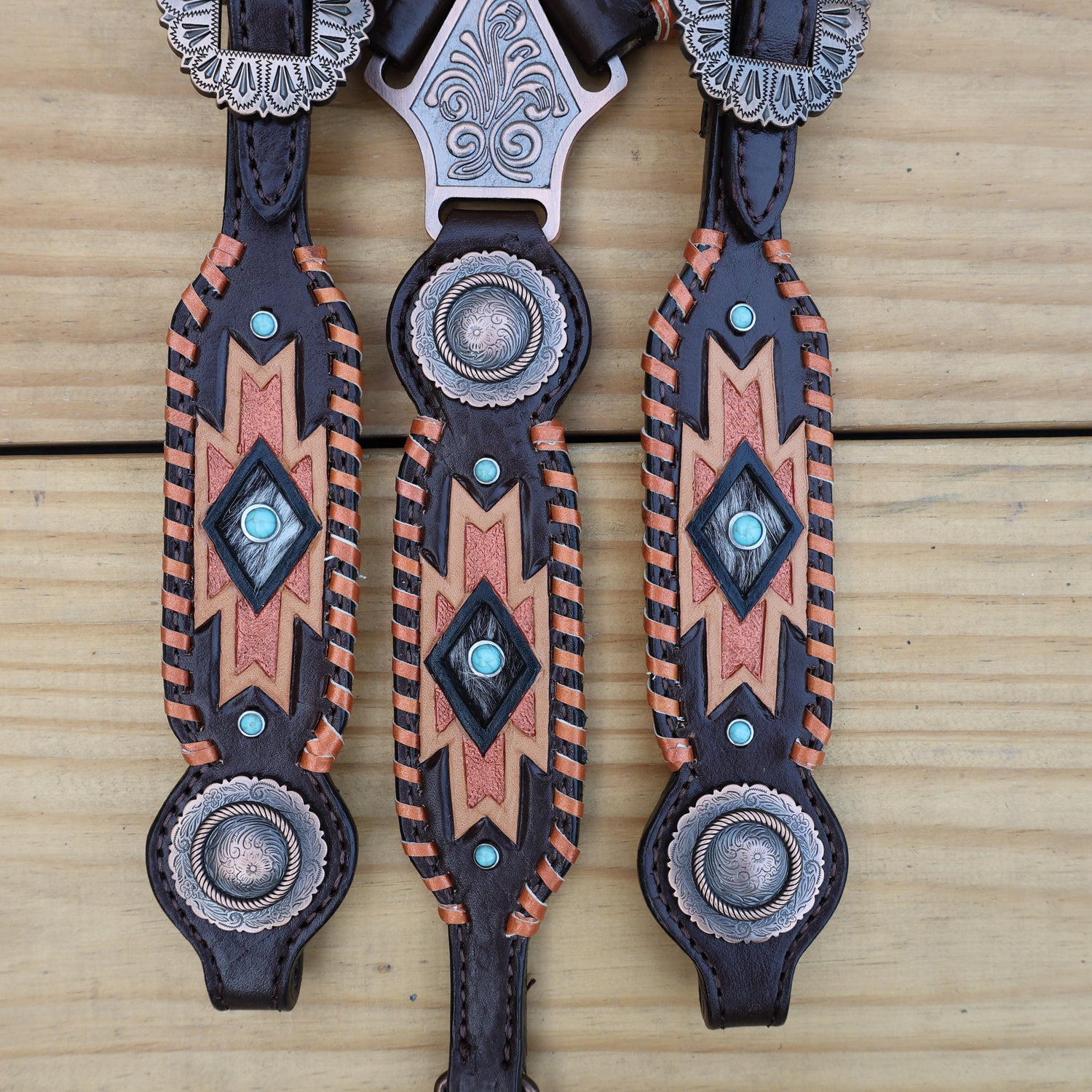 Leather Headstall and Breast Collar Set for a horse,Western tack decorated with southwest hand carving   buck stitching with copper hardware