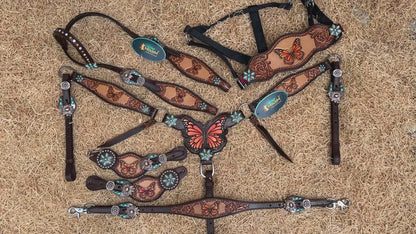 MOUSM Western Leather Horse Tack Set – Headstall &amp; Breast Collar Decorated with Hand-Painted Butterfly Design with Carving, Antique Finish &amp; Turquoise Flower Conchos