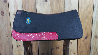 MOSUM Western Saddle Pad - Saddle Pad for Horses Synthetic Wool Blend Black Felt with Red Acid Wash Hair on Cowhide Leather Patch, Comfort Pad for Horses