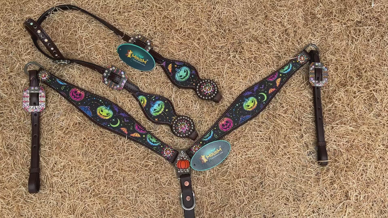 MOUSM Spooky Halloween Western Headstall &amp; Breast Collar Set – Made from Argentina Cow Leather Decorated with Fluorescent Pumpkin &amp; Bat Print with Rhinestone Conchos